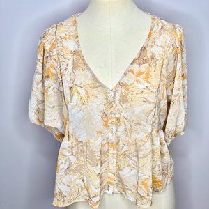 Lush Sweet Short Sleeve Light Gauze Chiffon Top With Light Yellow Floral Print